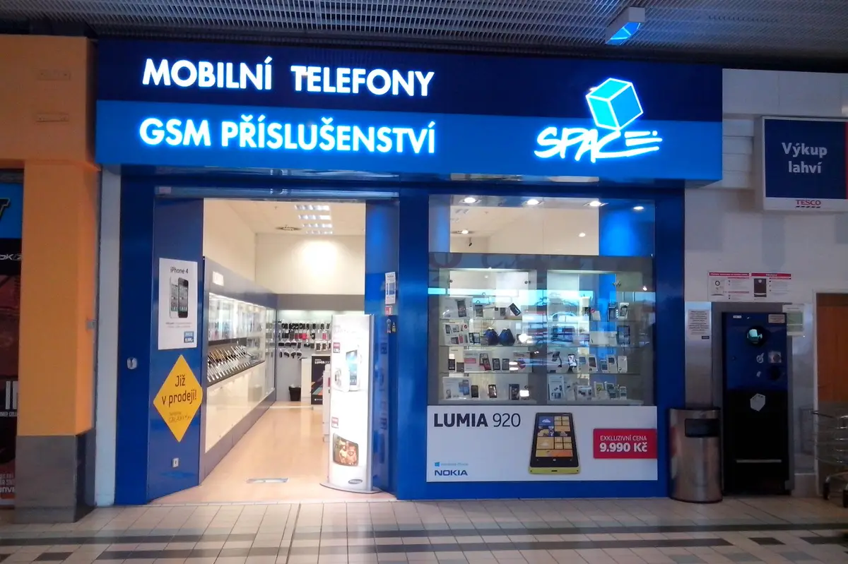 SPACE mobilní telefony